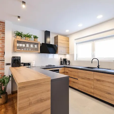 Fortuna Apartment *